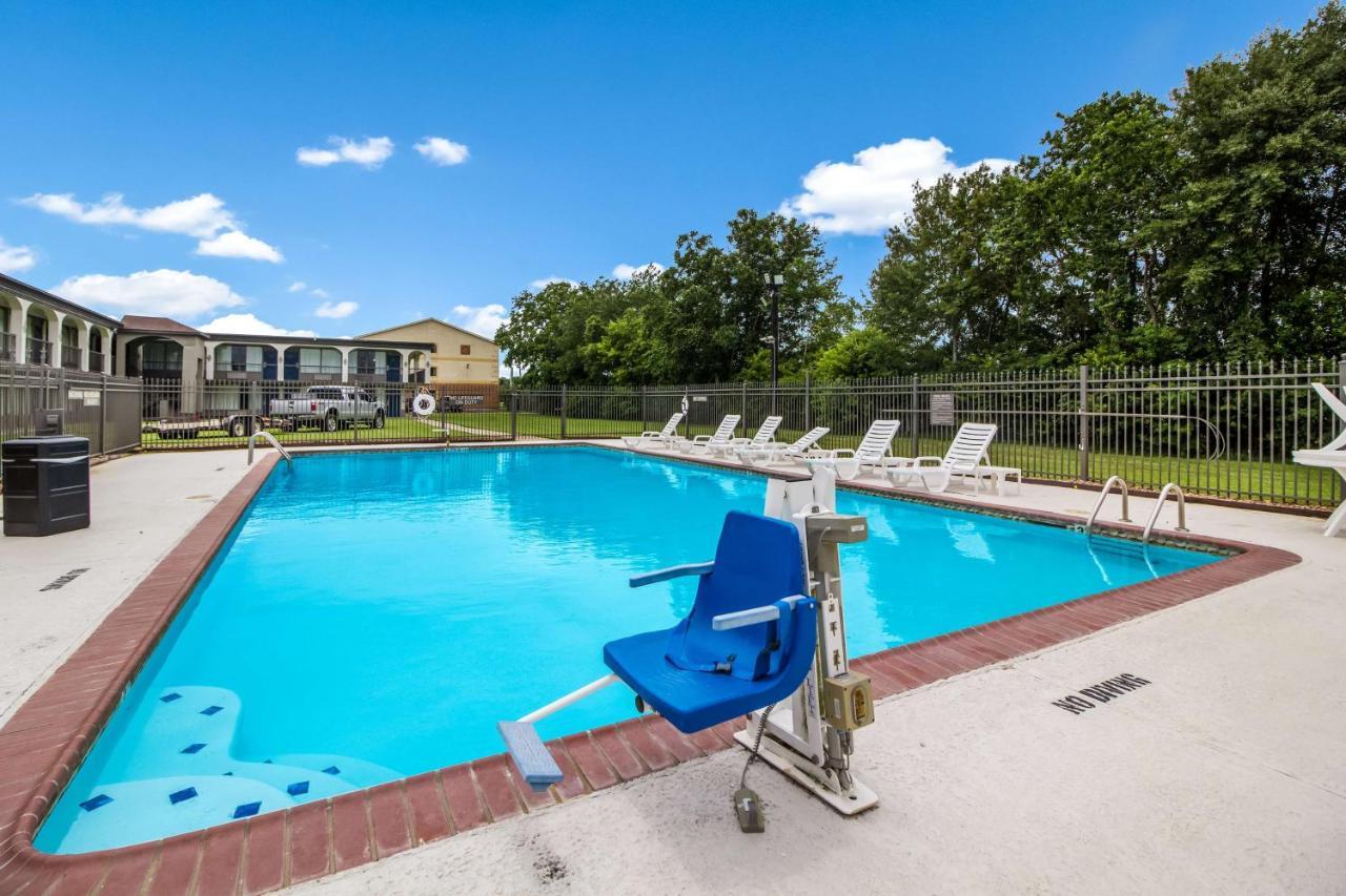 Motel 6 Groves, Tx Exterior photo